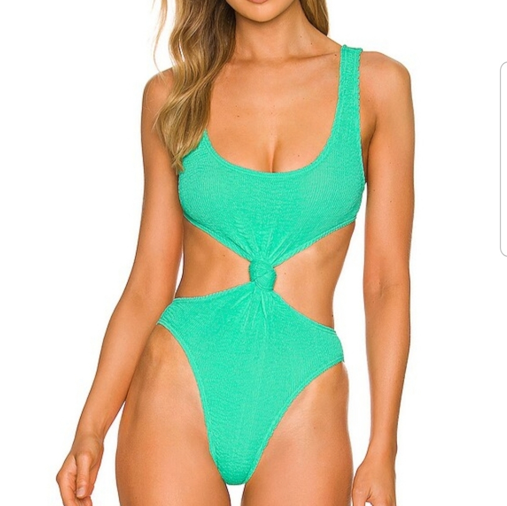 Bond Eye One piece